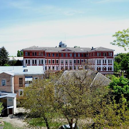 Апартаменты Sunset Camenița Exterior foto